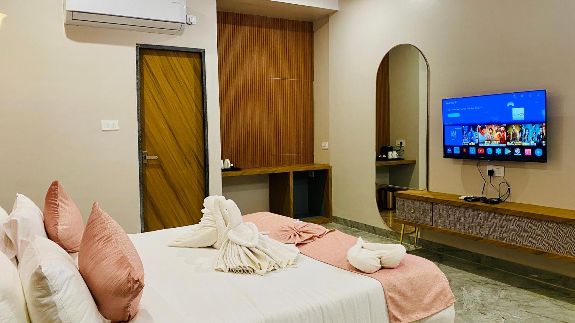 Anantara Club And Resort, Ujjain Exteriör bild