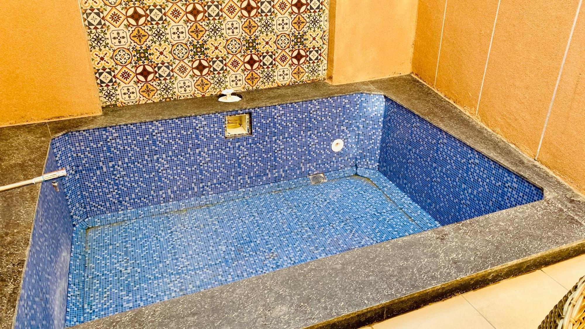 Anantara Club And Resort, Ujjain Exteriör bild